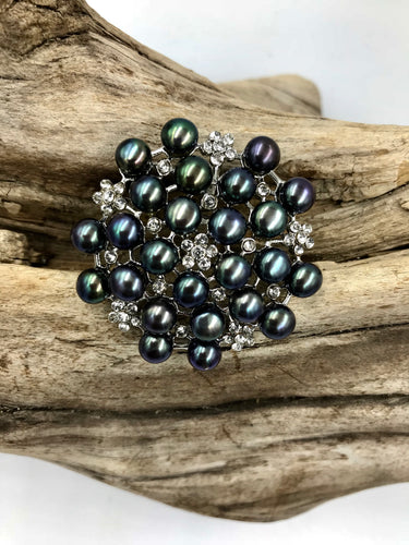 Brooch010