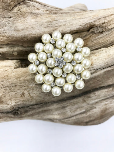 Brooch007
